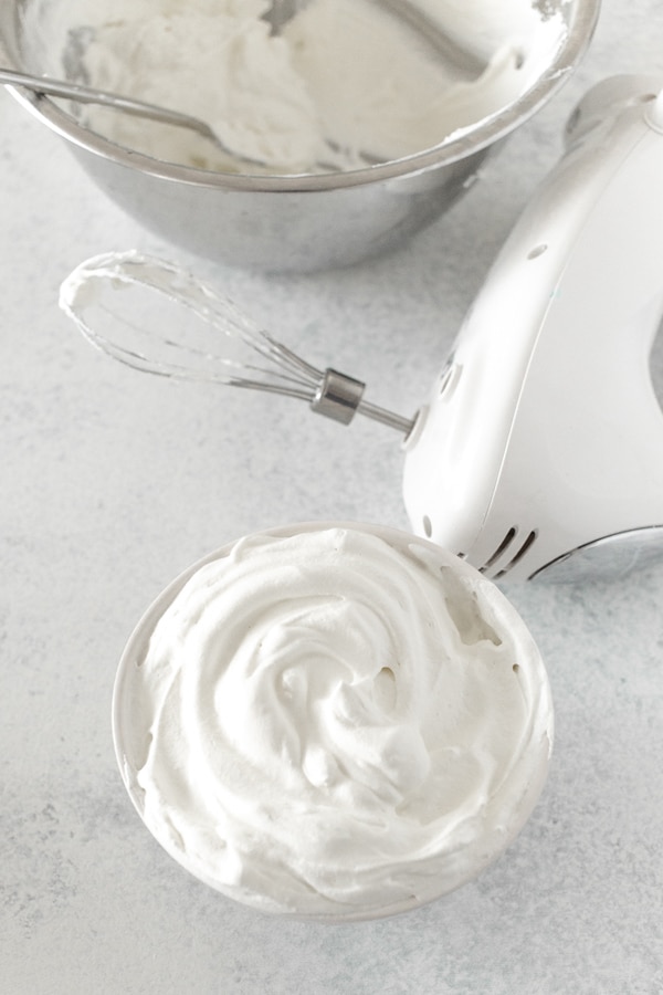 carbs in whipped cream
